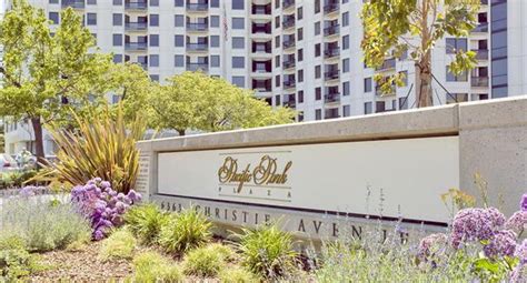 Pacific Park Plaza Condominiums 23 Reviews Emeryville Ca