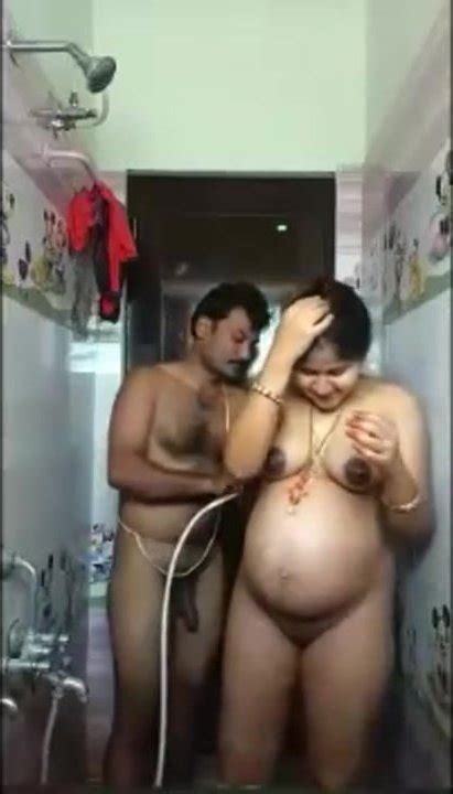 Desi Indian Couple Bathroom Sex UiPorn