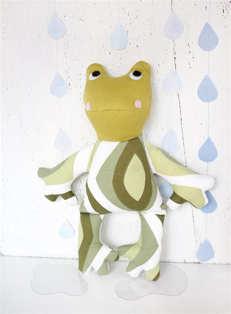 Frog Easy Sewing Pdf Pattern. Stuffed Toy Frog Sewing Pattern - Etsy