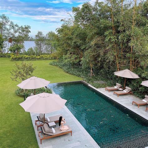 Cô bé trà sữa Việt khoe body như tạc với bikini hộp diêm táo bạo