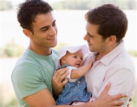 Adopción en parejas homosexuales Citas gay