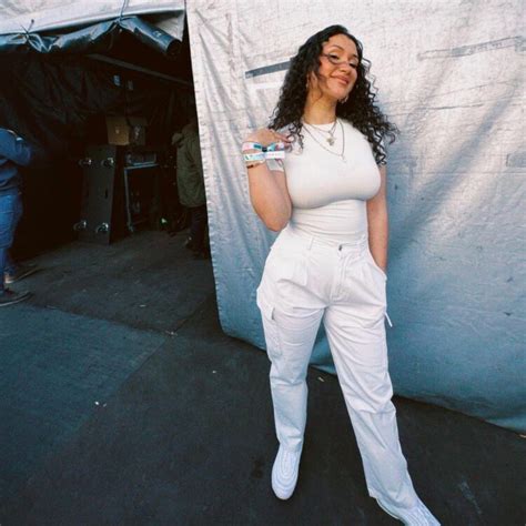 6 Hot Sexy Cleo Sol Bikini Pics