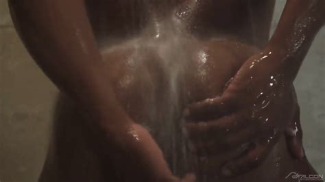 Interracial Muscular Hunks Fuck Each Other