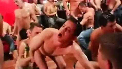 Free Guys Go Crazy Gay Porn Videos Xhamster