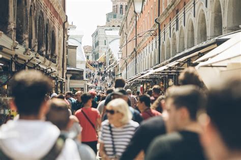 Venecia Italia 25 De Mayo De 2019 Gente Caminando Por Las Concurridas