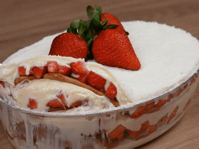 Pav De Leite Ninho Morango Aquela Receita