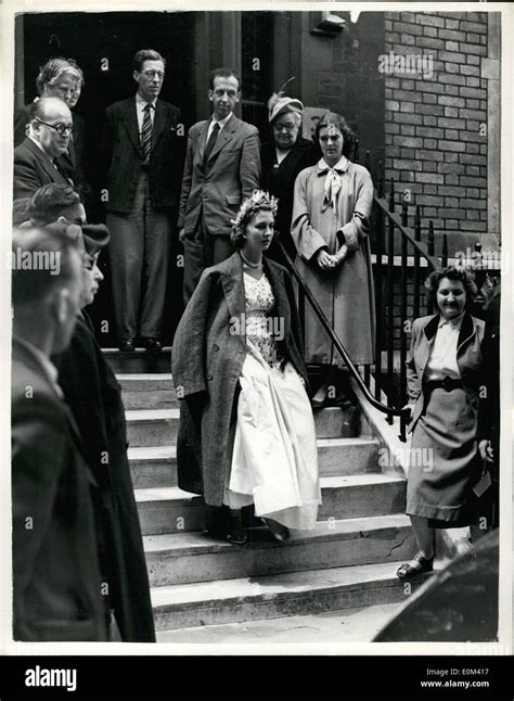 Coronation rehearsal may 1953 hi-res stock photography and images - Alamy