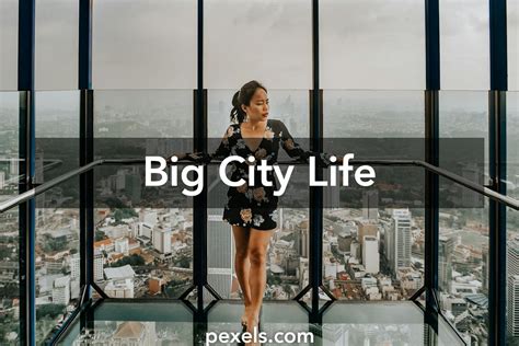 Big City Life · Pexels