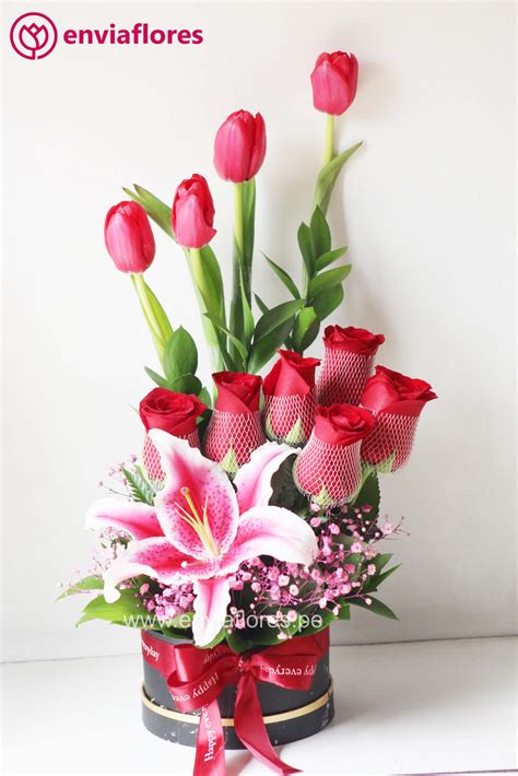 🌷 Encanto Delicado – Box de Tulipanes, Rosas & Lirio | Florería Envía