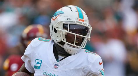 Dolphins Hc Mike Mcdaniel Provides Update On Wr Tyreek Hill