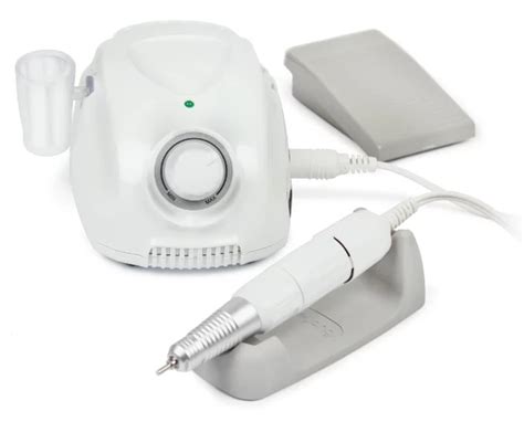 Лучшие маникюрные наборы на 2025 год