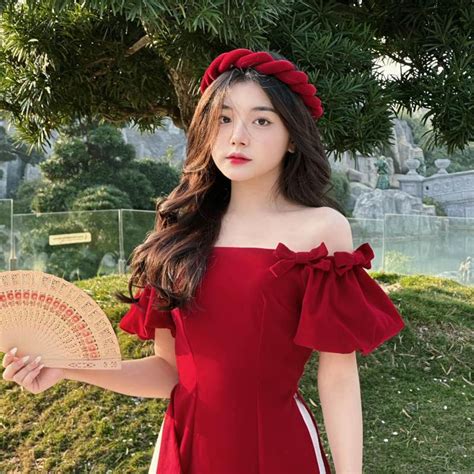 Hot Girl Qu Nh Tr Ng Showbizvietnam Vn