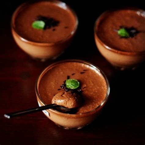 Banana Chocolate Mousse Recipe Quick Eggless Mousse Recipe