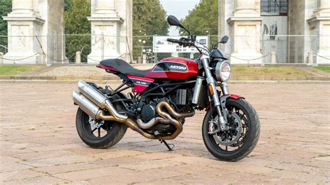 Moto Morini A EICMA La Nuova Maxi Naked Milano
