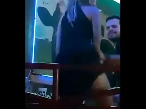 AMIGA EN EL BAR XVIDEOS