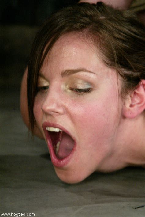 Brunette Milf Bobbi Starr Gets Tied Up And Gets Her Mouth Stuffed With A Toy Coedcherry