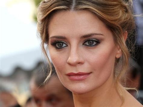 Actress Mischa Barton S Lawyer Calls Alleged Sex Tape Revenge Porn