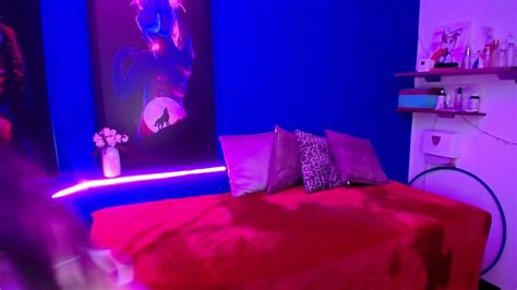 Petite Suck Big Dildo On Cam