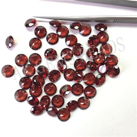 Natürlicher 4mm Roter Granat Facettiert Rund Großhandel Lose Edelstein