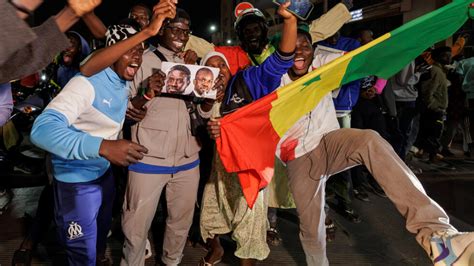 Sénégal comment expliquer la victoire de Bassirou Diomaye Faye dès le