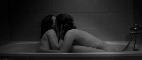 Naked Jana Klinge In Schwarzer Zucker