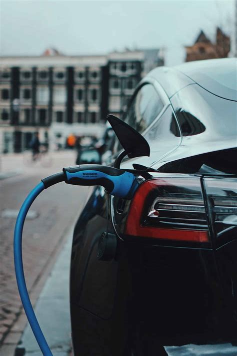 Five Reasons To Transition Your Business Cars To Electric Vehicles EV