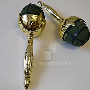 Портбукетница для букета. Золотая ручка.