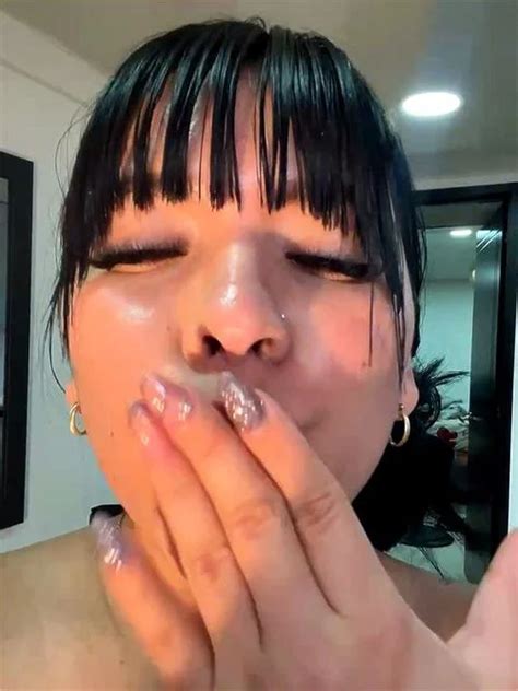 BC を視聴 Big Tits Squirt Pussy Cam Porn SpankBang