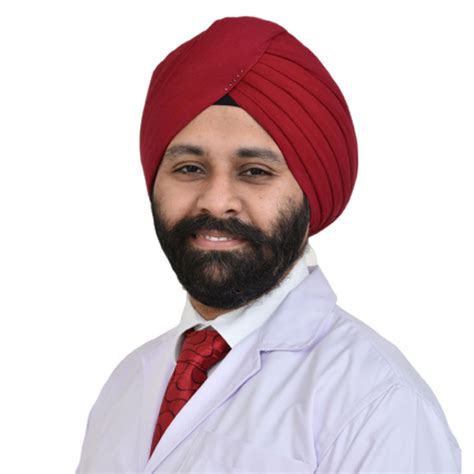 Dr Gurneet Sawhney Experienced Neurosurgeon Fortis Mulund