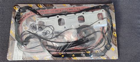 Ремкомплект двигателя Isuzu 4JG2 (металлическая прокладка ГБЦ) купить в ...