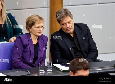 Franziska Brantner Und Robert Habeck In Der Sitzung Des Deutschen