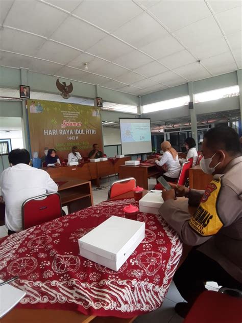 Rapat Koordinasi Pelaksanaan Vaksinasi Massal Di Pendopo Kapanewon