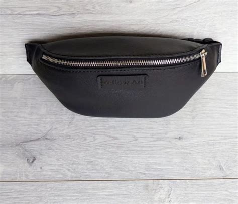 Барсетка бананка