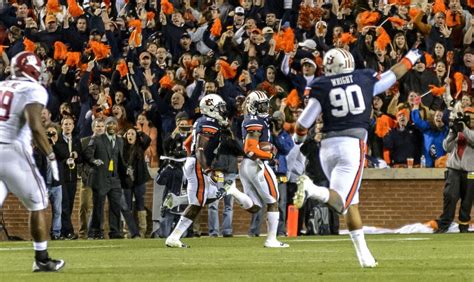 Auburn S Kick Six In Iron Bowl Named College Football S Play Of The Year