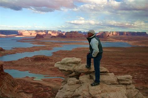 Explore Some of the Best Hiking at Lake Powell