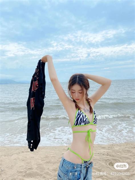 M U Bikini I Bi N P Si U Xinh Ch Ng Lo Ng H Ng