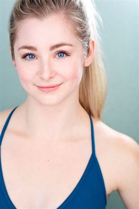 Brynn Rumfallo Headshot