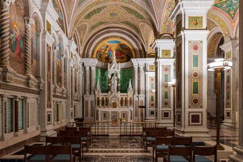 Interior View of the Cathedral Basilica of Saint Louis Editorial Stock ...