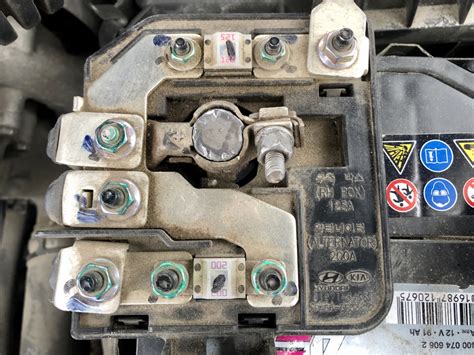 Наелась плюсовая клемма — Hyundai ix55, 3 л, 2011 года | поломка | DRIVE2