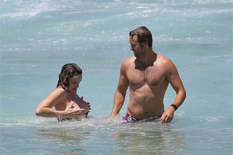 Abbie Chatfield Nude Topless LEAKED Pics And Sex Tape Porn