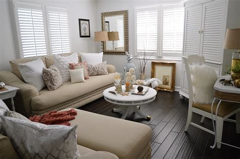Cozy Country Living Rooms