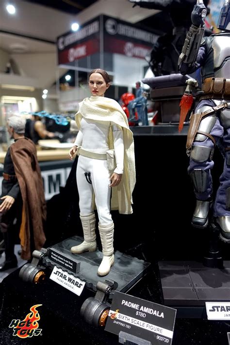 HOT TOYS Padmé Amidala AOTC Sixth Scale Figure Mintinbox