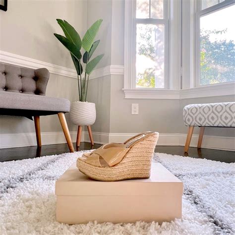 Jimmy Choo Phyllis Blush Nude Patent Leather Espadril Gem