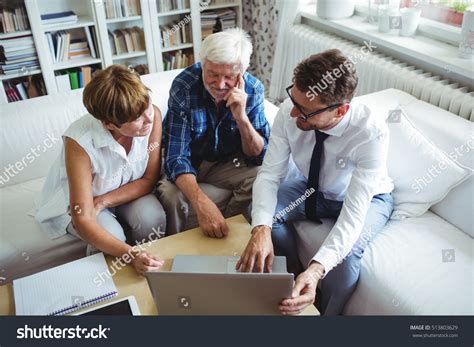 6,763 Seniors Financial Advisor Images, Stock Photos & Vectors ...