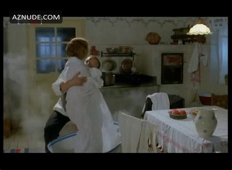 BERNARDA OMAN Nude AZNude