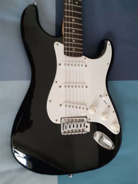 Squier Strat Pak Indoensia Fuzzfaced