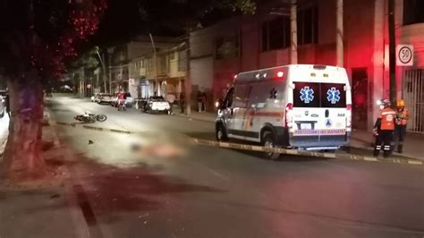 Accidente En Irapuato Motociclista Muere Al Derrapar Y Chocar Contra árbol En Bulevar Díaz