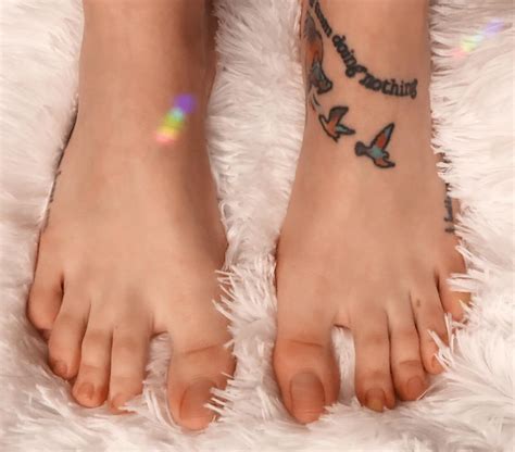 My Naked Toes Were So Popular So Here They Are Again Scrolller