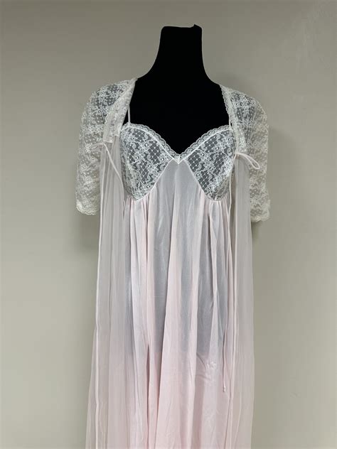 Vintage Kayser S Lingerie Gown And Robe With Lac Gem