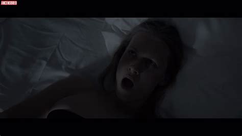 Naked Agnieszka Zulewska In Erotica